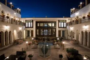 Atigh Traditional Hotel