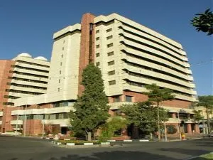 Pars-International-Hotel-1-300x225