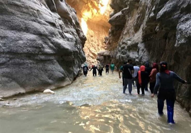 Canyoning iran