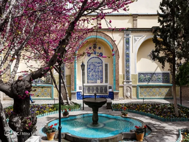 Heart-of-Tehran4