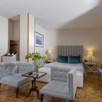 Ferdowsi Grand Hotel